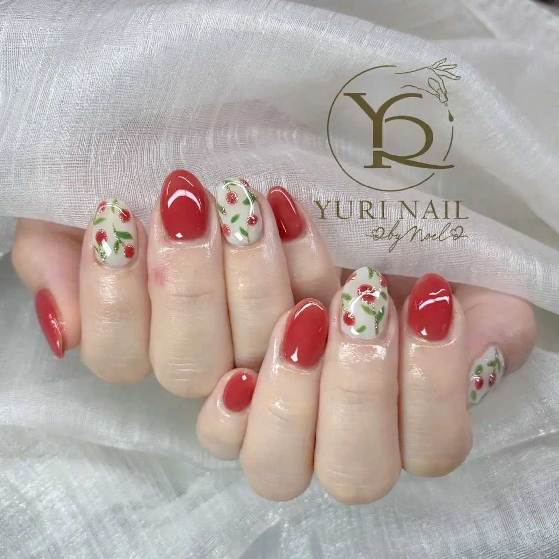 ネイル チークネイル フットネイル フレンチネイル グラデーション キラキラネイル ハンドネイル フットネイル ハンドケア YURI Nail Funabashiのネイルデザイン