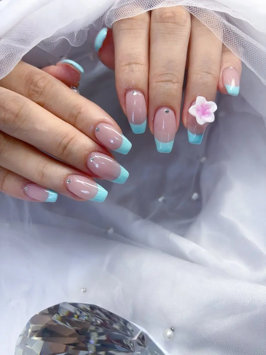 ネイル キラキラネイル 韓国ネイル ワンカラーネイル 夏ネイル ワンホンネイル ハンドネイル Lance nailのネイルデザイン