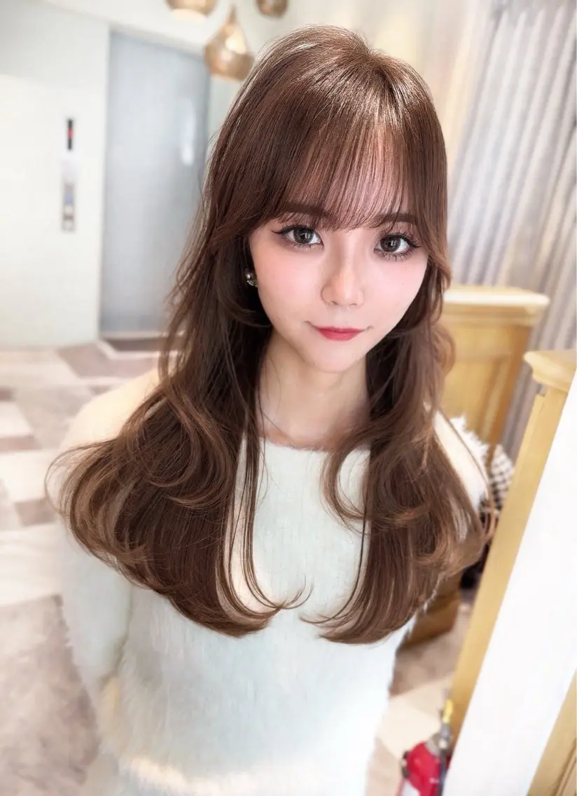 ミディアム カラー ベージュカラー 黒髪 ブリーチ ブルーカラー ブルーブラック カット ヘアカラー トリートメント 木屋元一/透明感 /前髪/レイヤーのヘアスタイル