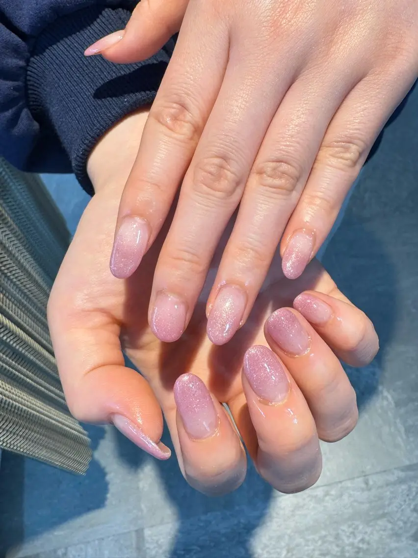 ネイル GLOW MIUのネイルデザイン