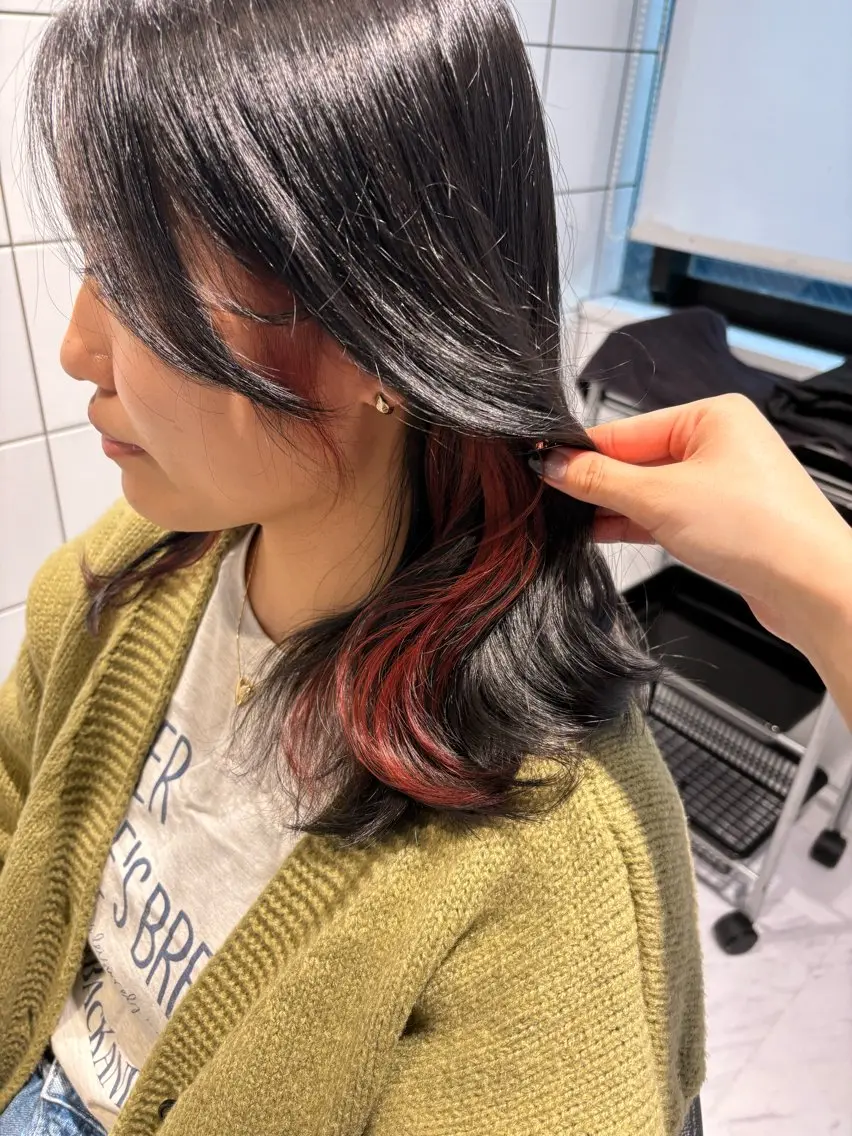 セミロング カラー 表参道♡暗髪♡ 艶カラー♡アユミのヘアスタイル