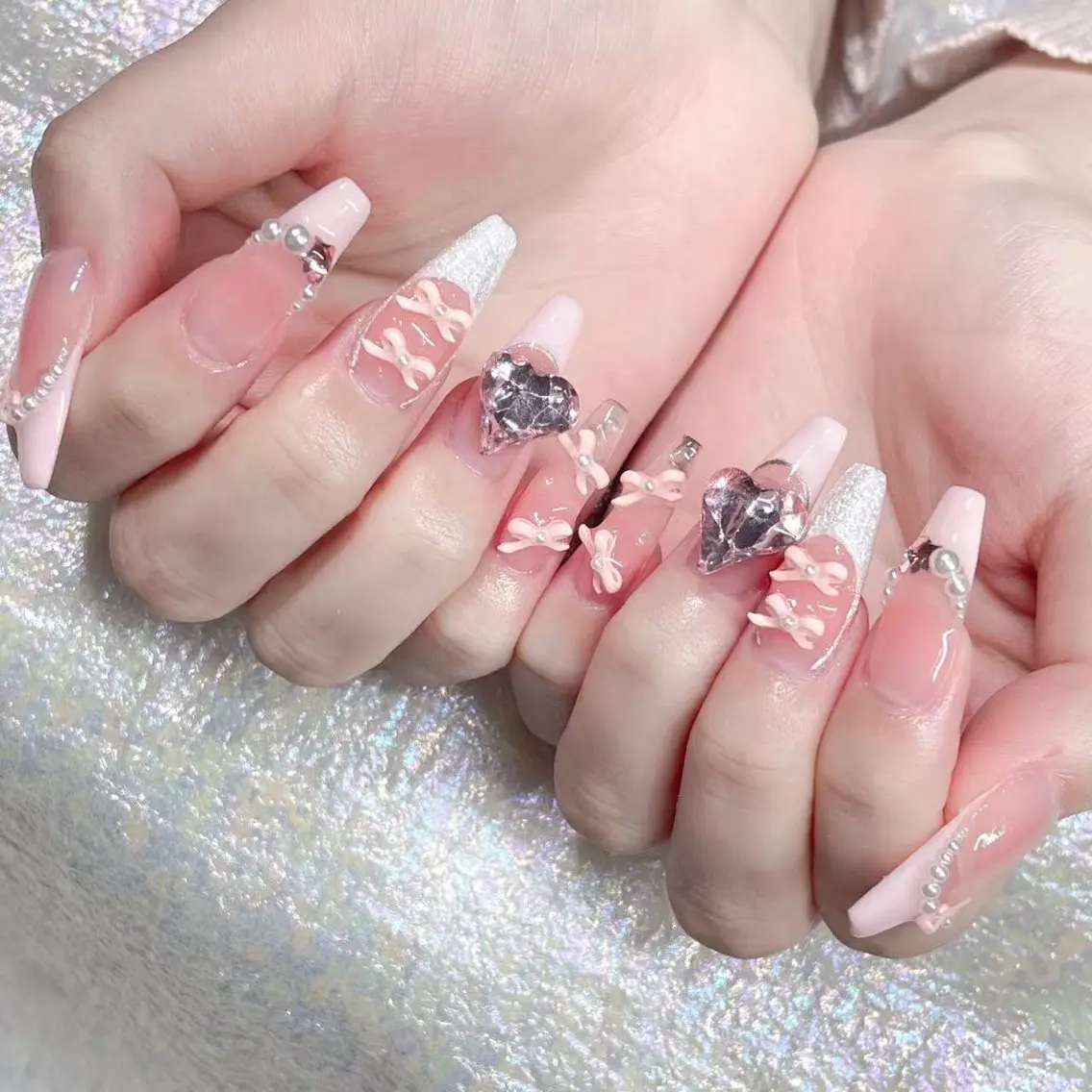 ネイル ハンドネイル Queens ひなのネイルデザイン