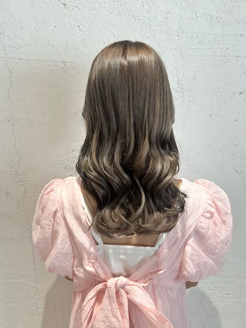 【夏の垢抜け計画🧡】カット×ふんわり艶カラー🌺の写真