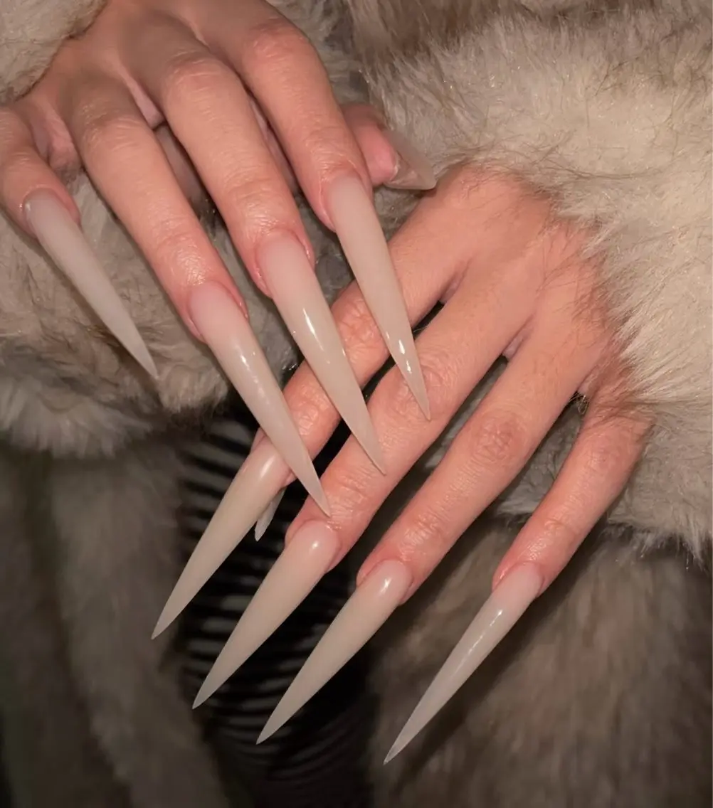 ネイル ハンドネイル ハンドケア Aura Nail ✨Ai✨のネイルデザイン