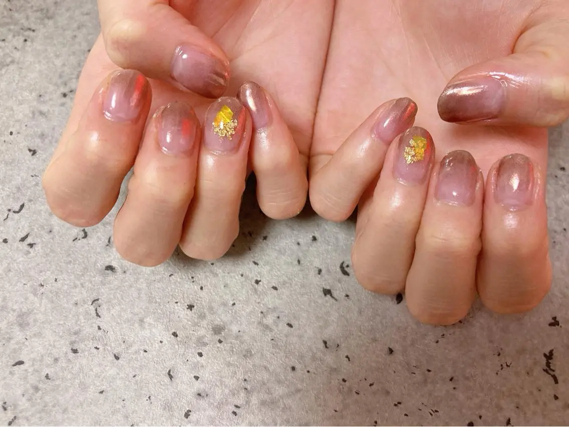 ネイル グラデーション ミラーネイル ハンドネイル mogunail &blowのネイルデザイン