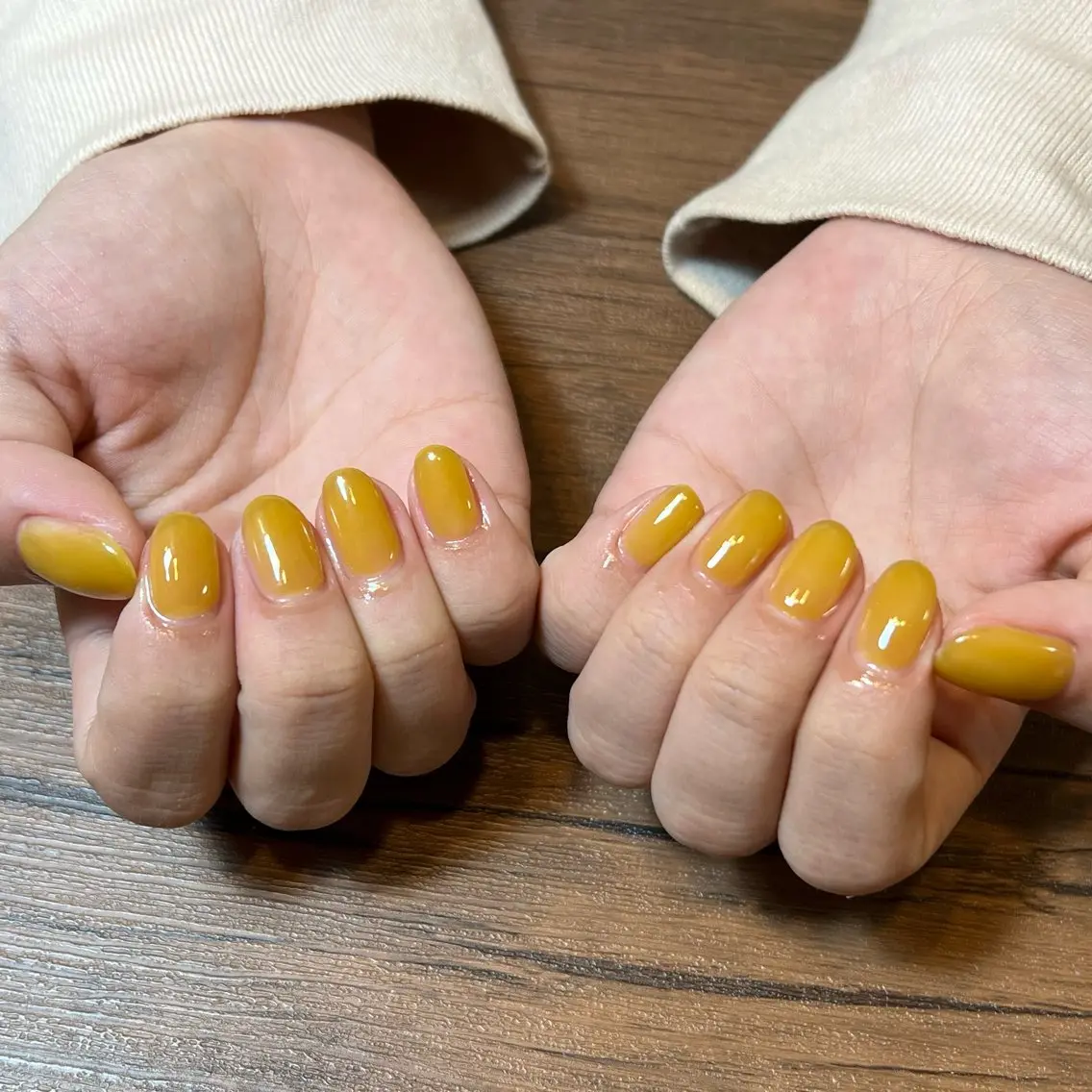 ネイル ハンドネイル HENRIETTA NAILSALONのネイルデザイン