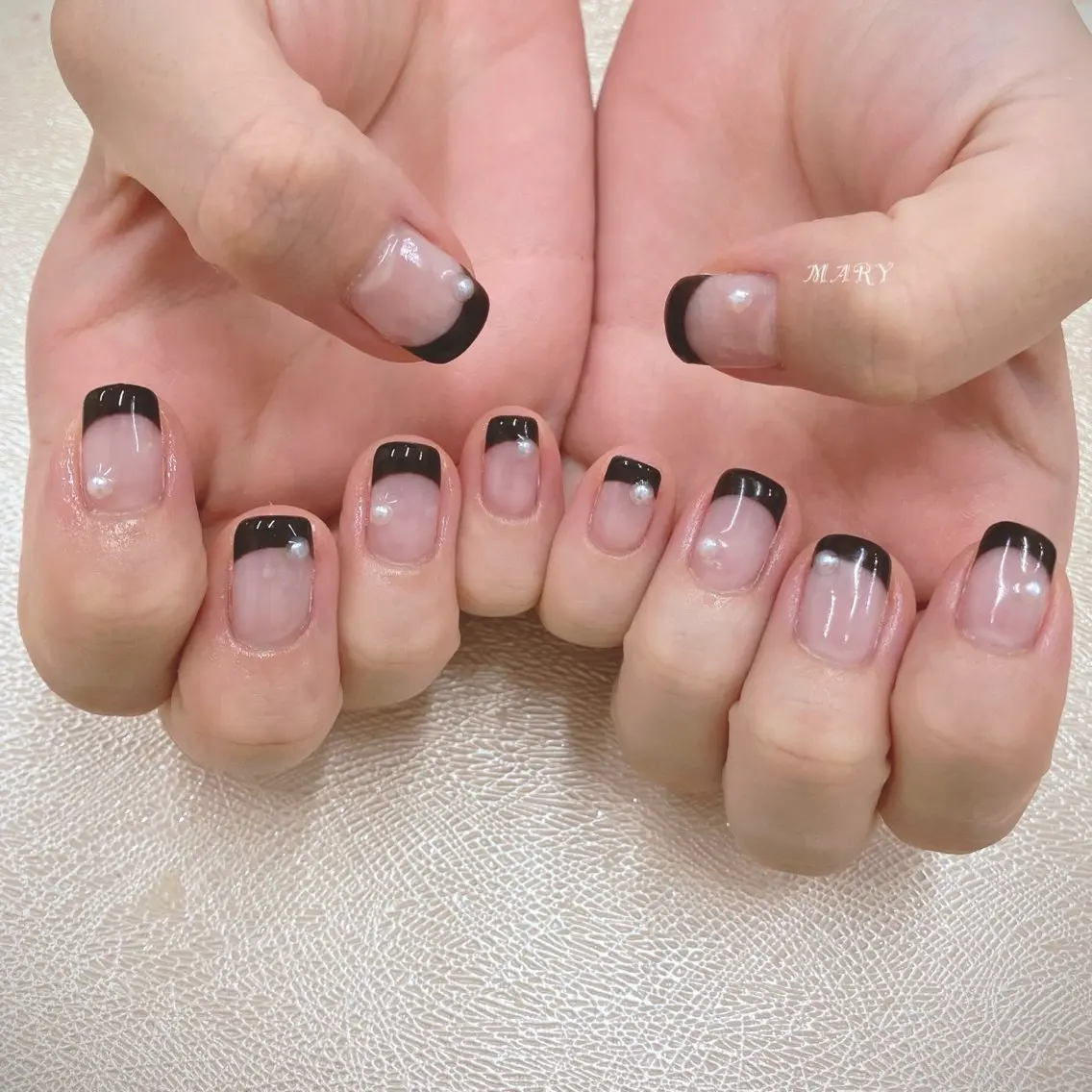 ネイル ブラウン フレンチネイル ニュアンスネイル ハンドネイル Mary nail .narumiのネイルデザイン