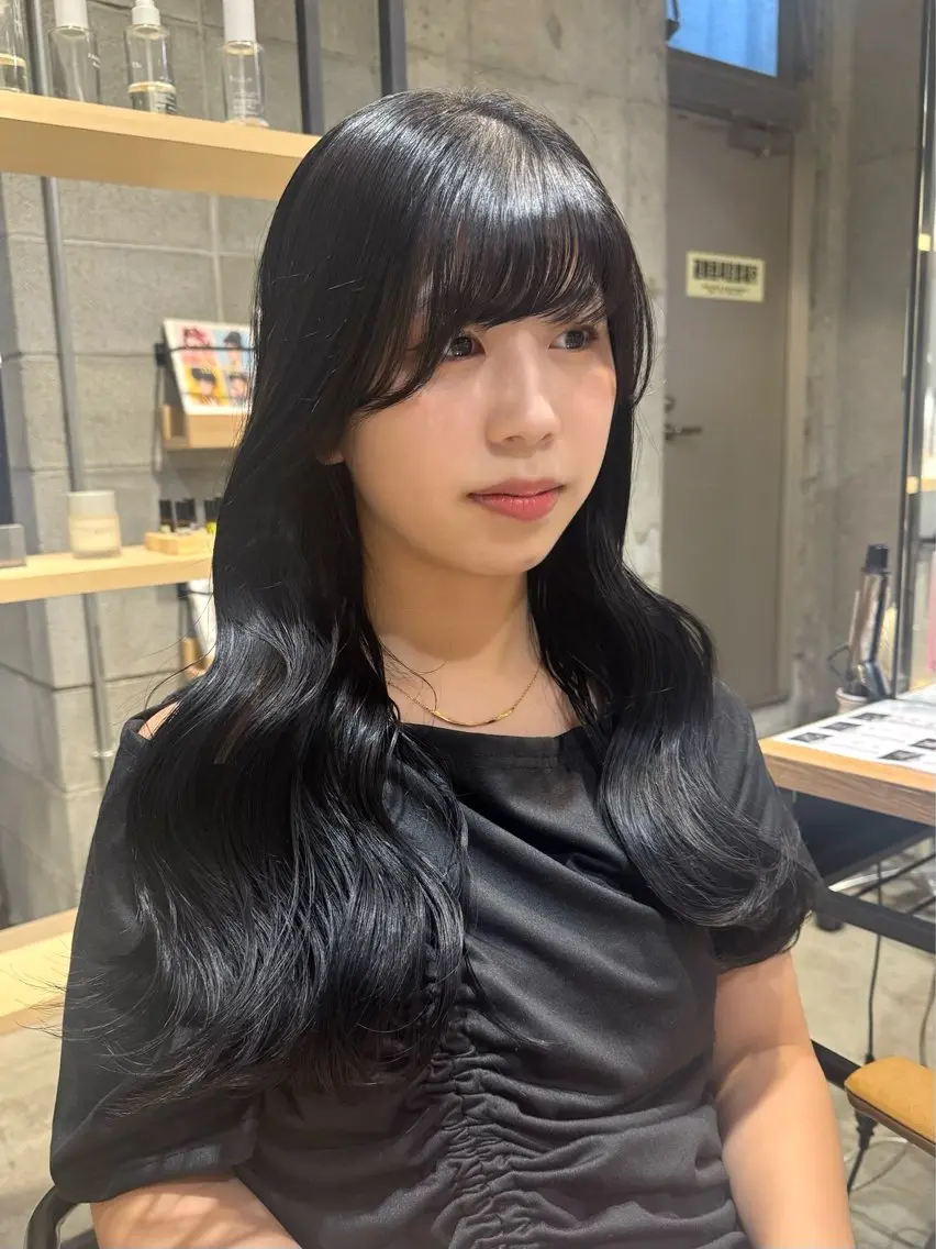 ロング カラー ヘアアレンジ 黒髪 ブルーカラー ブルーブラック カット ヘアカラー トリートメント ヘッドスパ 顔まわり/艶カラー/ 🤎himari🤎のヘアスタイル
