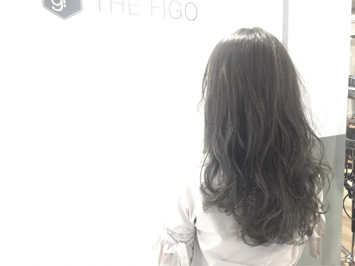 ロング カラー ハイライトカラー ハイトーンカラー ハイライト mayo 🐄🌈のヘアスタイル