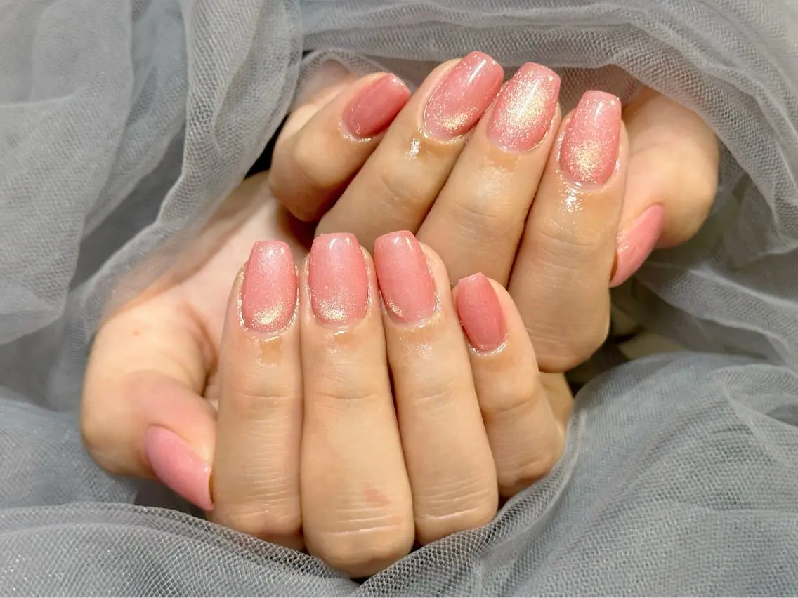 ネイル マグネットネイル ピンク ハンドネイル Nail Salon KURELLYのネイルデザイン
