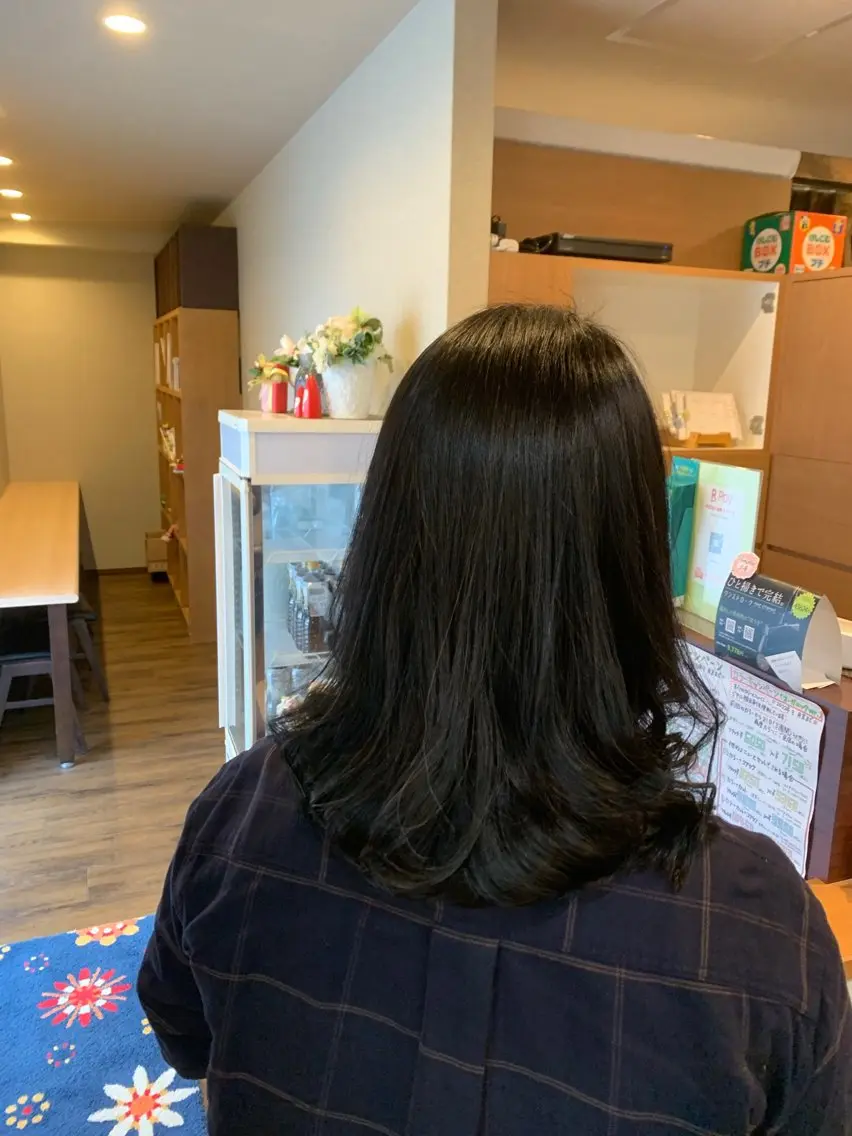 セミロング パーマ 大人女子&髪改善専門 Nobuフリーランスのヘアスタイル
