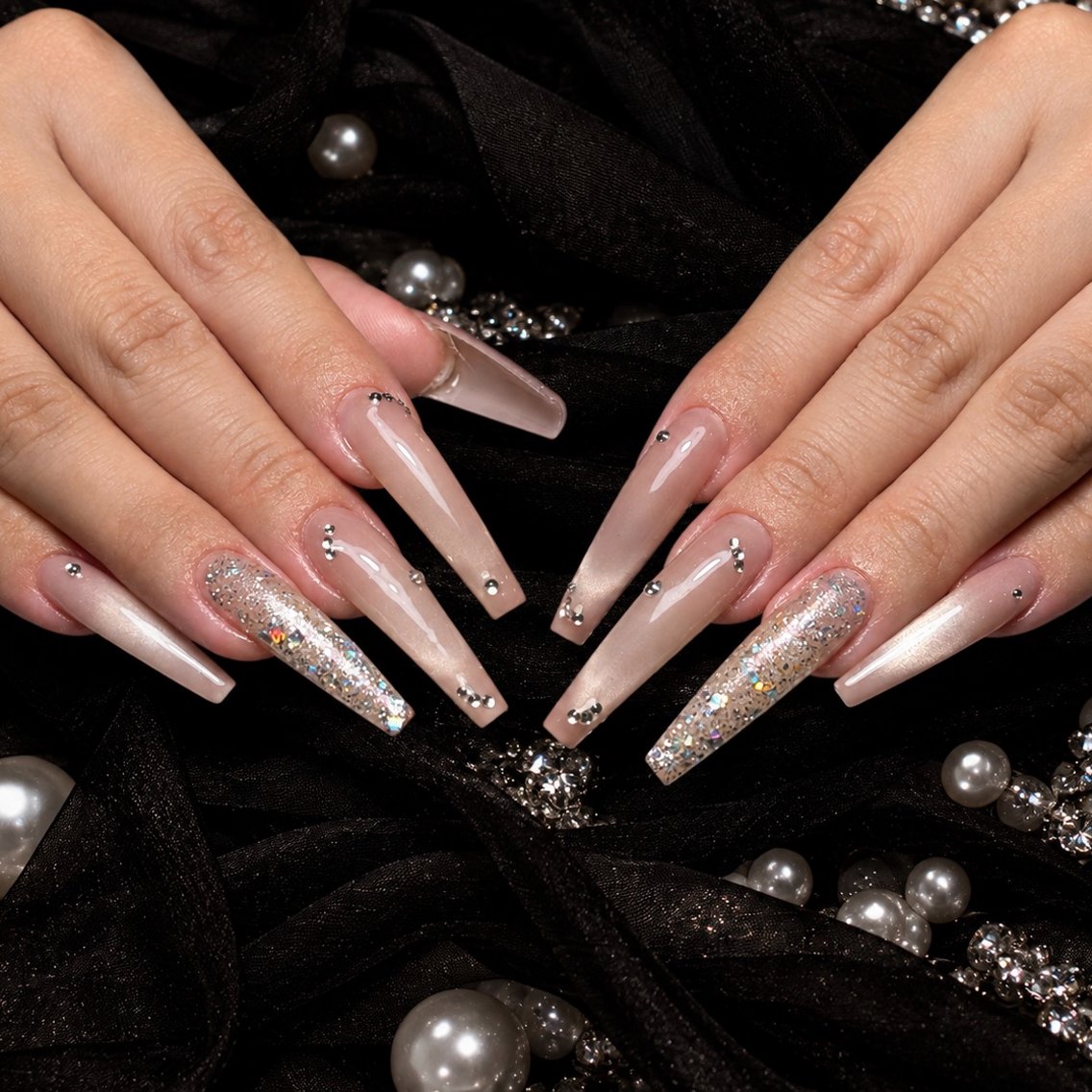 ネイル べっ甲ネイル ボルドー 長さ出し ハロウィン 韓国ネイル ハンドネイル ハンドケア NOERA NAIL チップ長さ出し大塚店のネイルデザイン