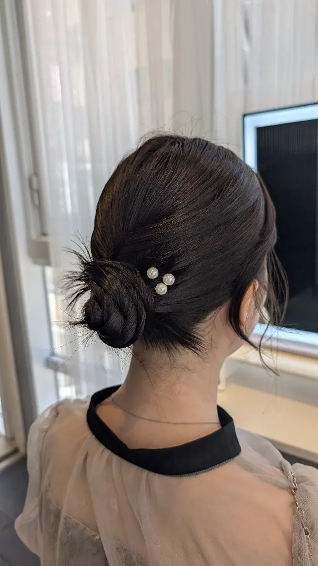 ミディアム ヘアアレンジ ハーフアップ 結婚式・ブライダル ヘアセット 似合わせヘアメイク 🫧moko🫧のヘアスタイル