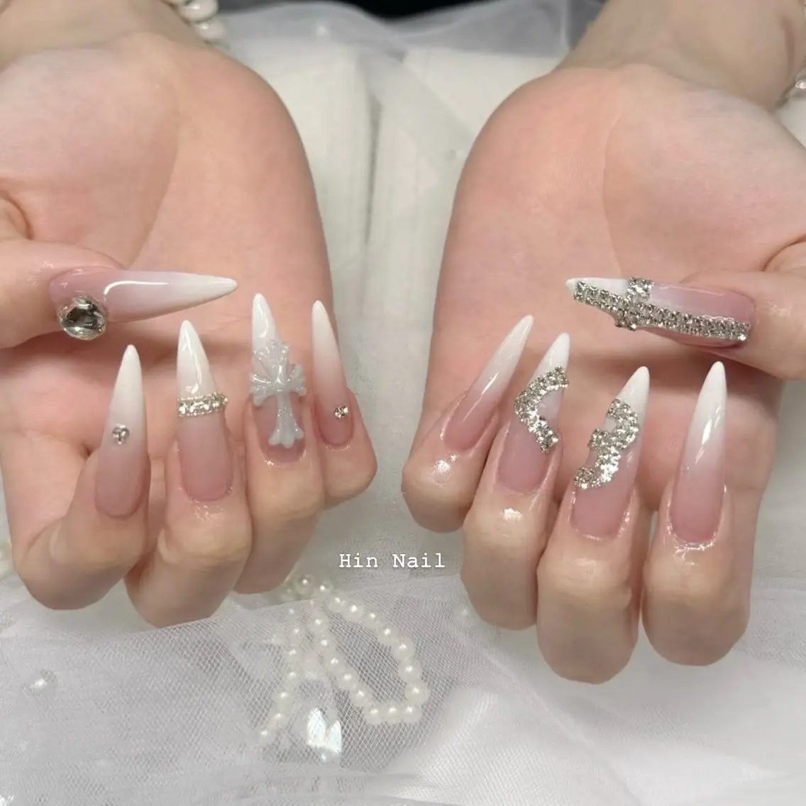 ネイル ハンドネイル HIN NAILのネイルデザイン