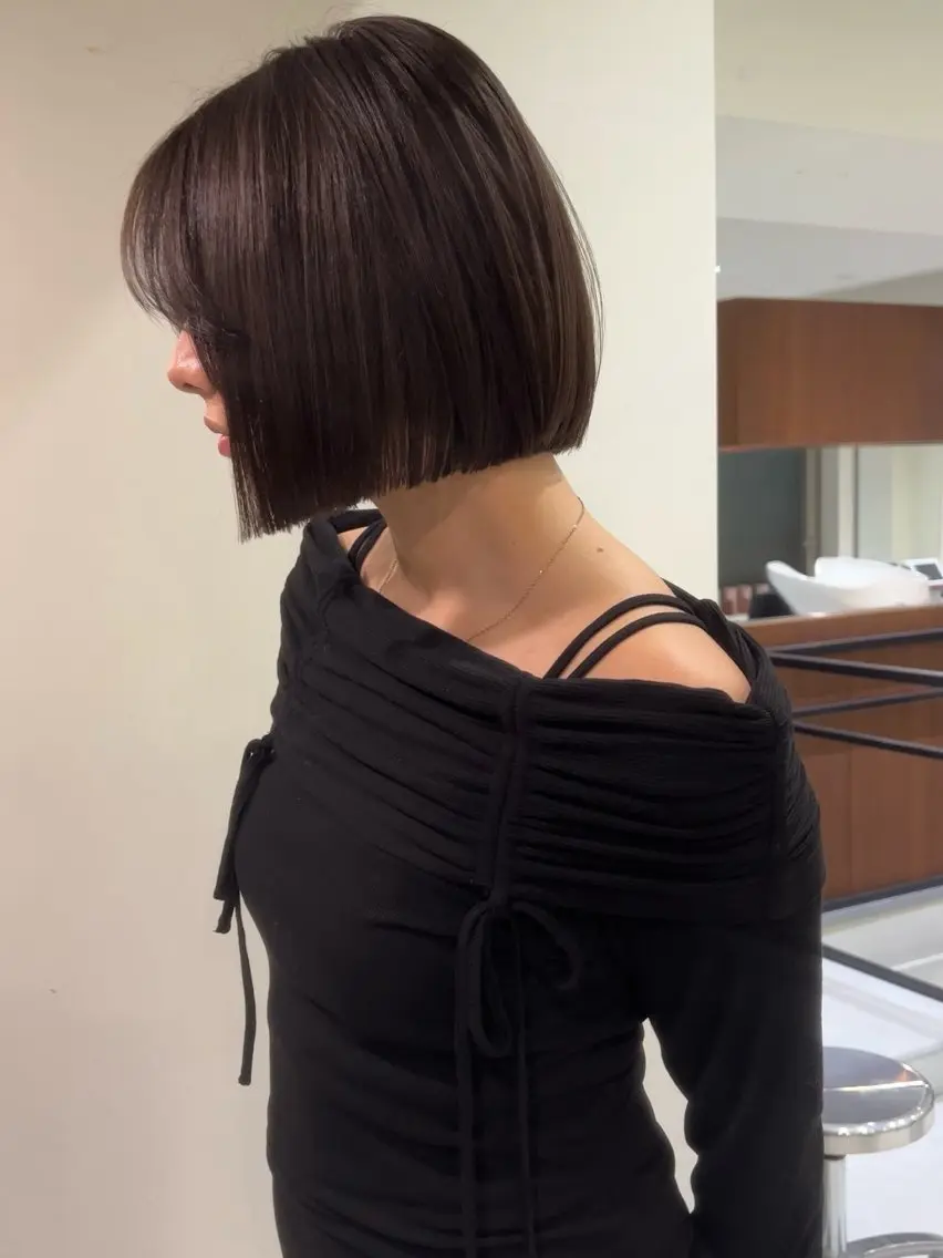 ショート カラー カット 小顔ボブ jilblanカホのヘアスタイル