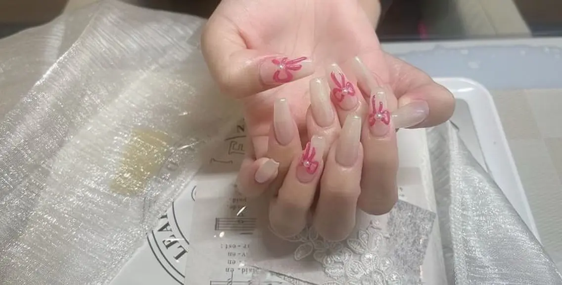 ネイル ハンドネイル NARUMI nail*eyeのネイルデザイン