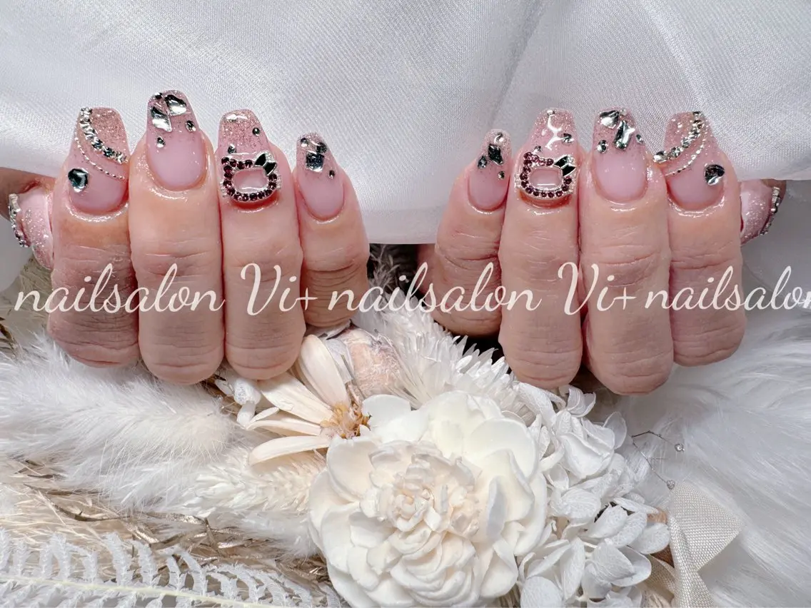 ネイル ハンドネイル ✨Nailsalon Vi+✨のネイルデザイン