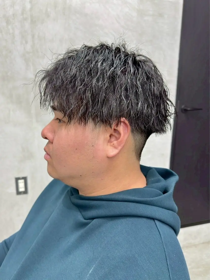 パーマ メンズ 💈直毛×ツイスパの プロ🥷清水真之介のヘアスタイル