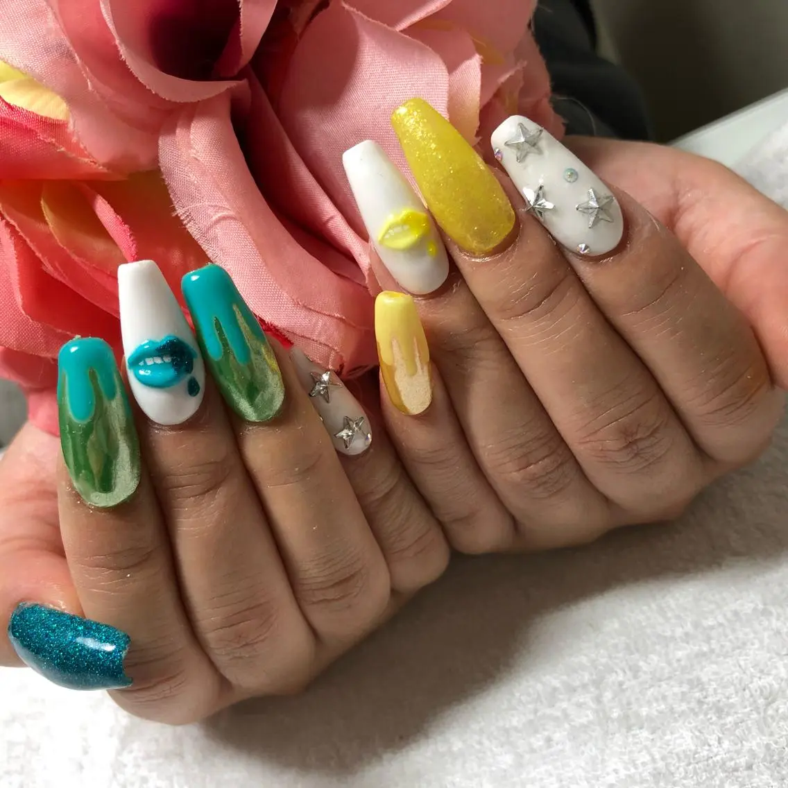 セミロング ネイル ストーンネイル ハンドネイル 《LB》ラブリエ Nail&eyeのマツエク・マツパデザイン