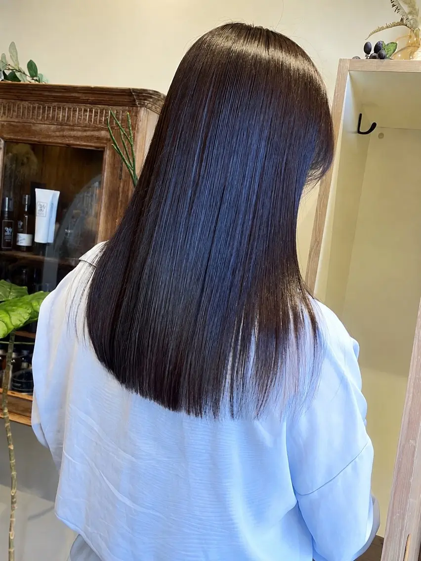 ロング 髪質改善 縮毛矯正 縮毛矯正 akari 🌼透明感カラーのヘアスタイル
