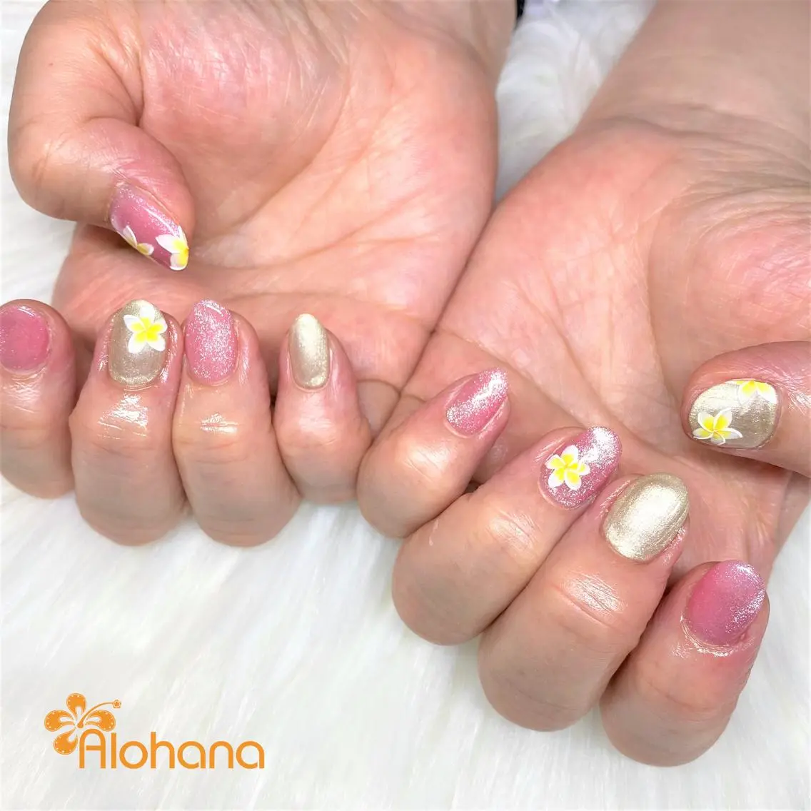 ネイル ハンドネイル Alohana Minaのネイルデザイン