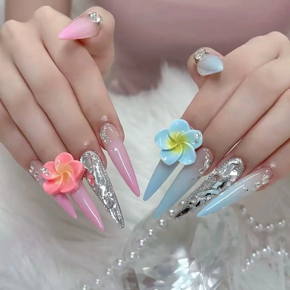 ネイル ハンドネイル Luna Gladeのネイルデザイン