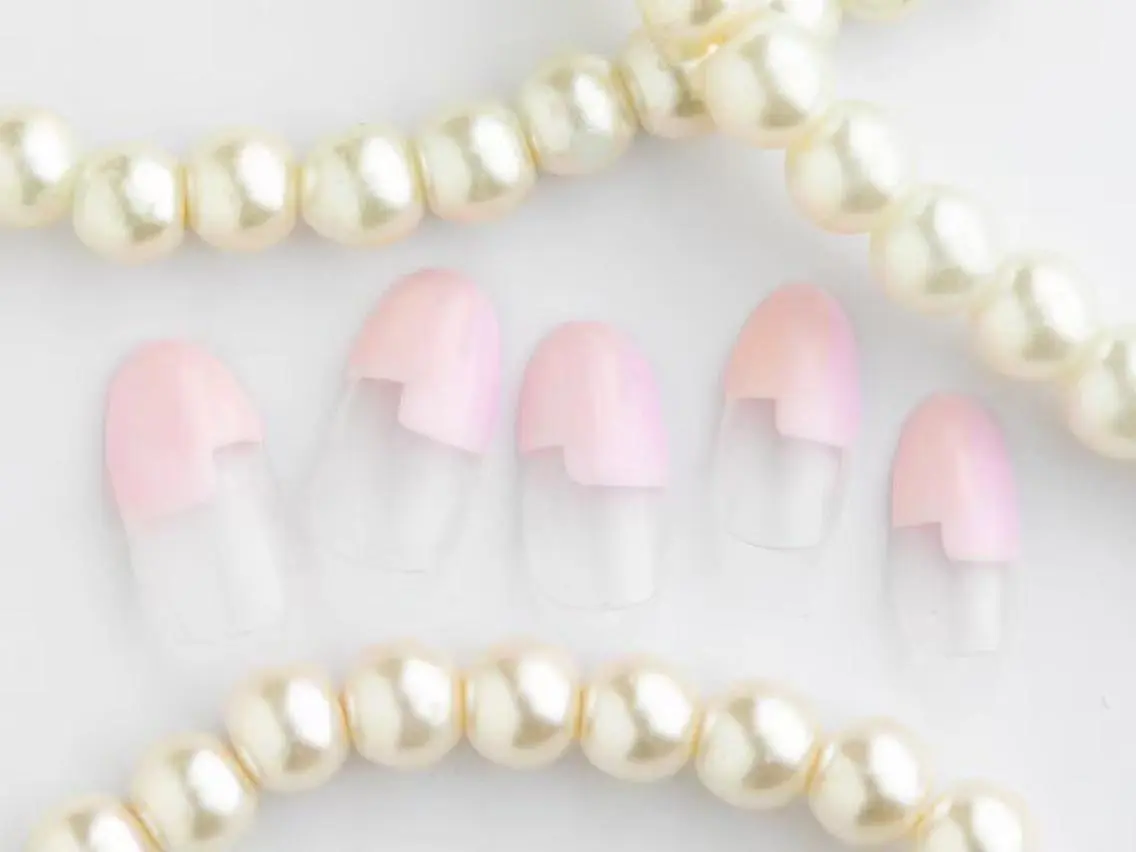 ネイル Tiary Nail Fのネイルデザイン