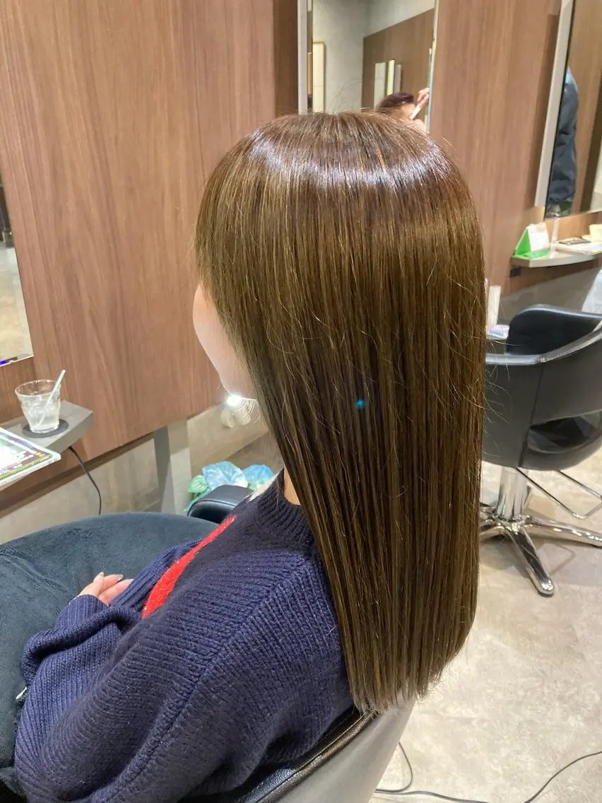 ロング カラー ヘアカラー 小林 陽天のヘアスタイル