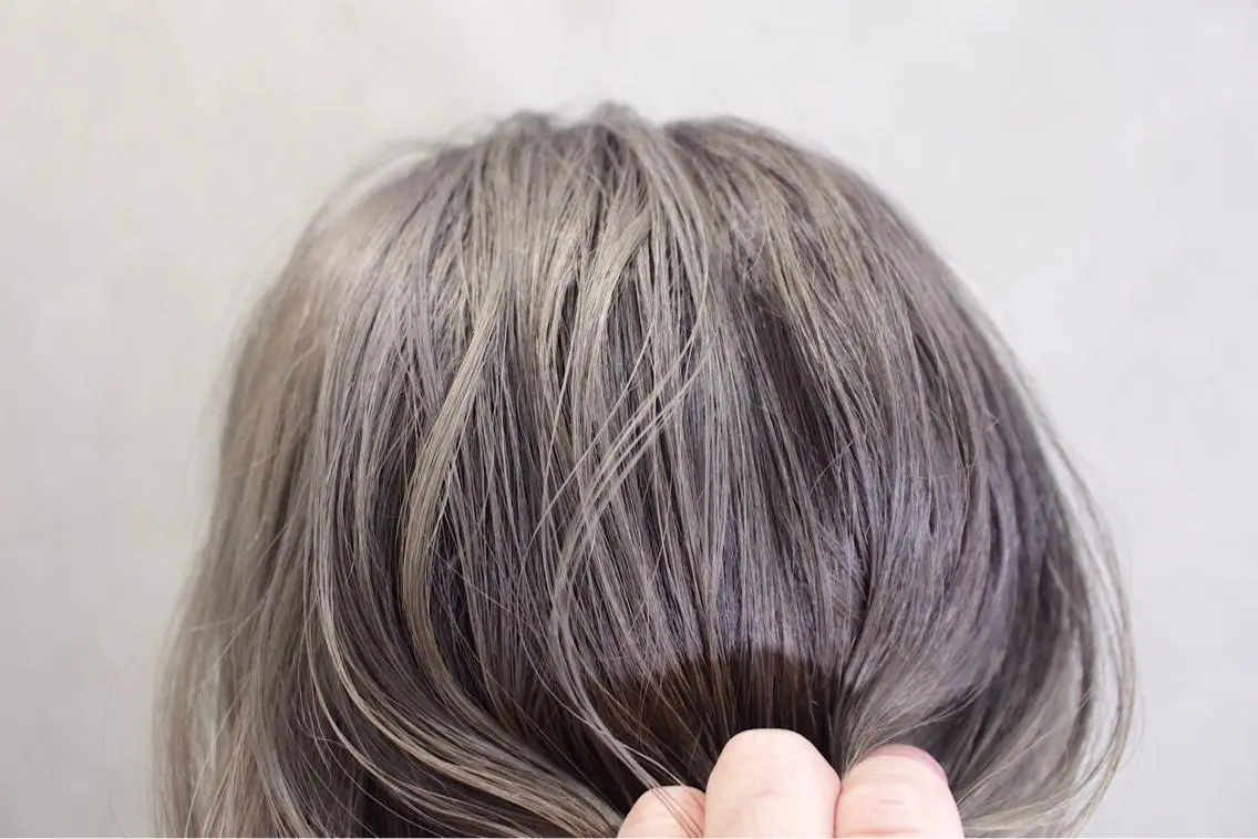 ミディアム カラー ヘアアレンジ ヘアカラー トリートメント lani ブリーチ /ダブルカラーのヘアスタイル