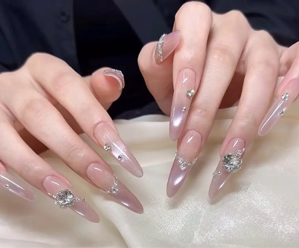 ネイル アートネイル ジェルネイル 韓国ネイル ニュアンスネイル シンプルネイル ハンドネイル ハンドケア Anna Melia Nailのネイルデザイン