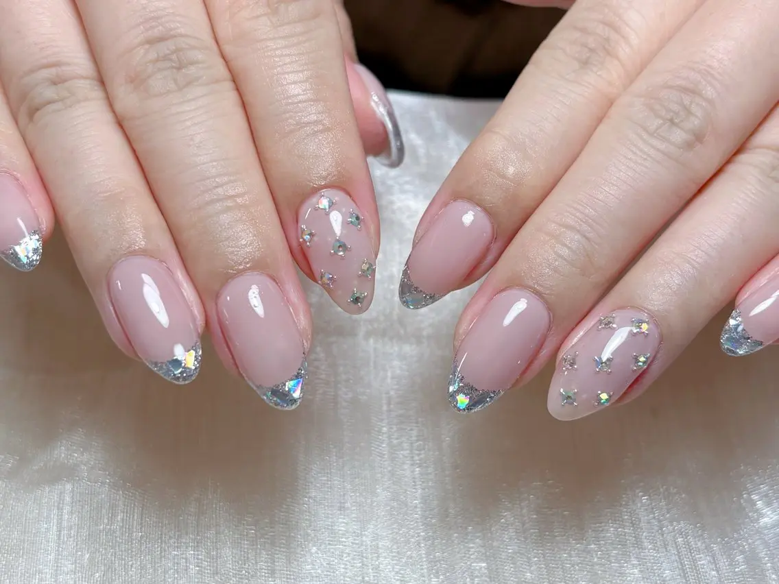 ネイル オーロラネイル チークネイル フレンチネイル ジェルネイル ガラスフレンチ ハンドネイル Nail Jolieのネイルデザイン