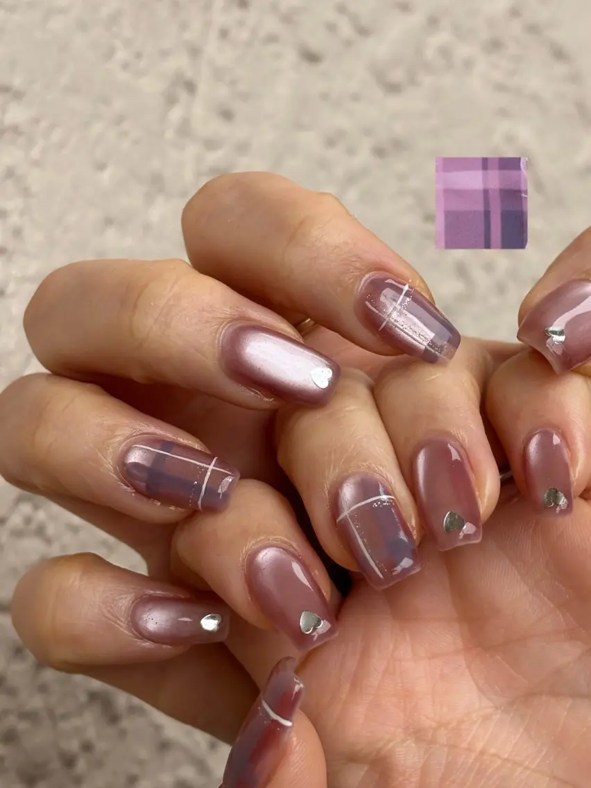 ネイル アートネイル ガーリー マグネットネイル ハンドネイル nails 🎀meのネイルデザイン