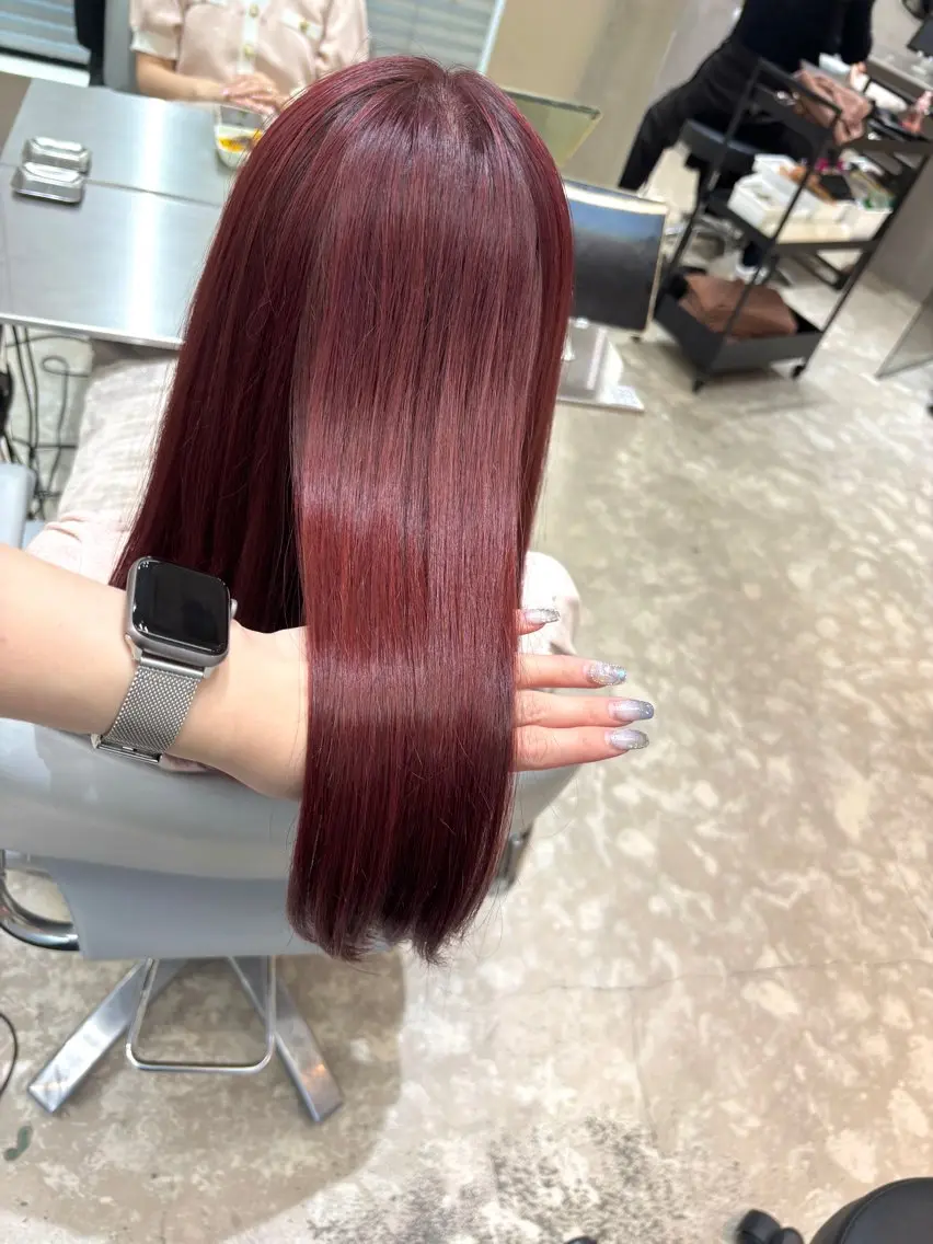 ロング カット ヘアカラー コトネ🫧 韓国風レイヤーカットのヘアスタイル