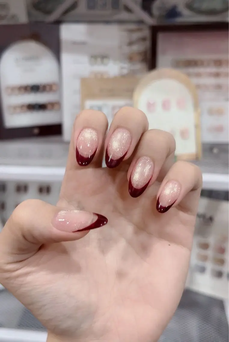 ネイル チークネイル ドット フレンチネイル グラデーション 韓国ネイル ハンドネイル Minette nailrinrinのネイルデザイン