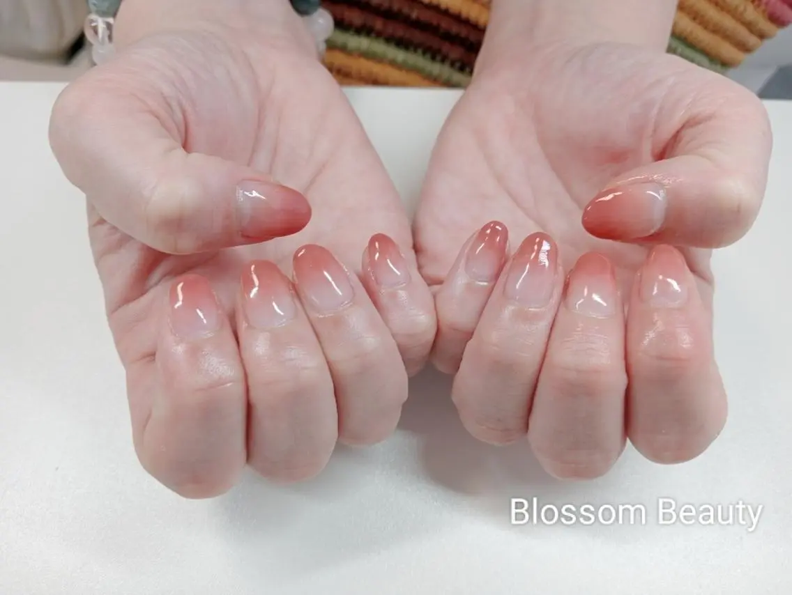 ネイル グラデーション ハンドネイル Blossom Beauty eriのネイルデザイン