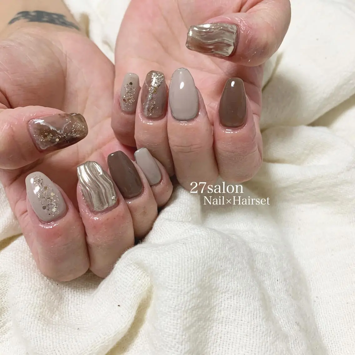 ネイル ミラーネイル ニュアンスネイル ハンドネイル 27salon yuinaのネイルデザイン