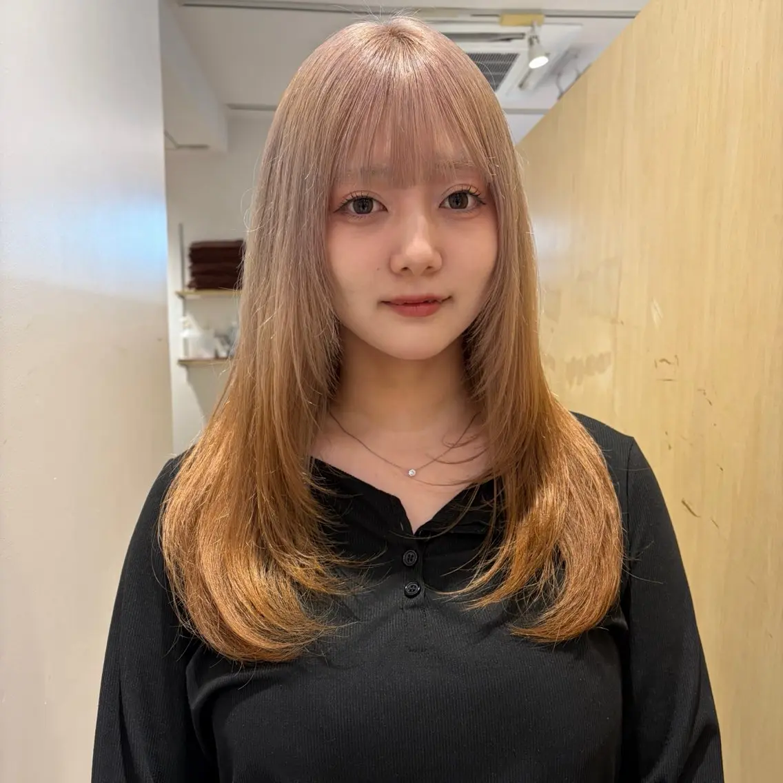 セミロング カラー カット ヘアカラー 🦖渋谷ハイトーン/ ボブ/MOEKA🦕のヘアスタイル