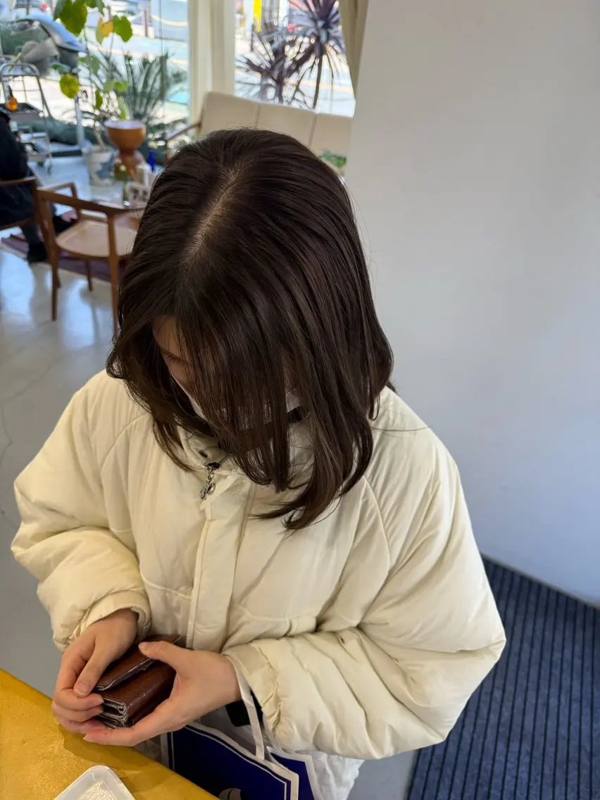 ミディアム カラー 透明感カラー イルミナカラー カット ヘアカラー 透明感カラー/垢抜け /レイヤー/mamiのヘアスタイル