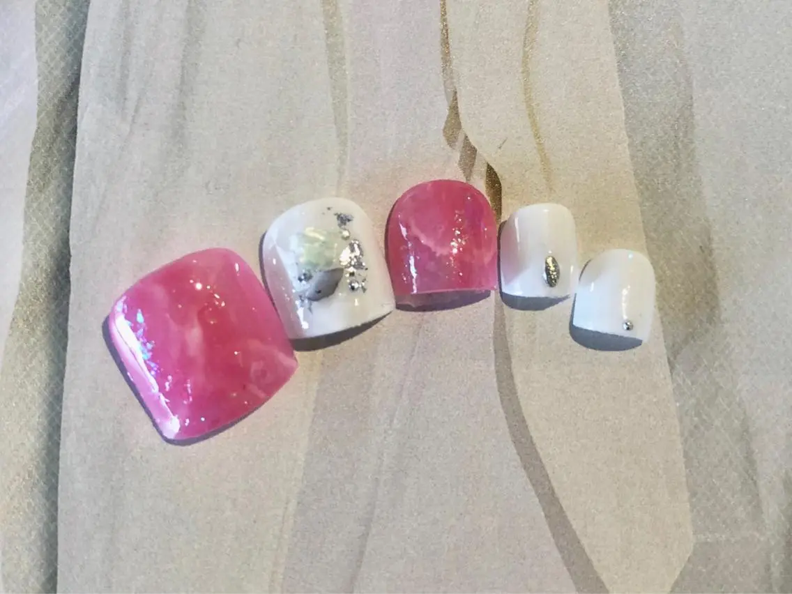 ネイル フットネイル TRAM-nail moriizumiのネイルデザイン