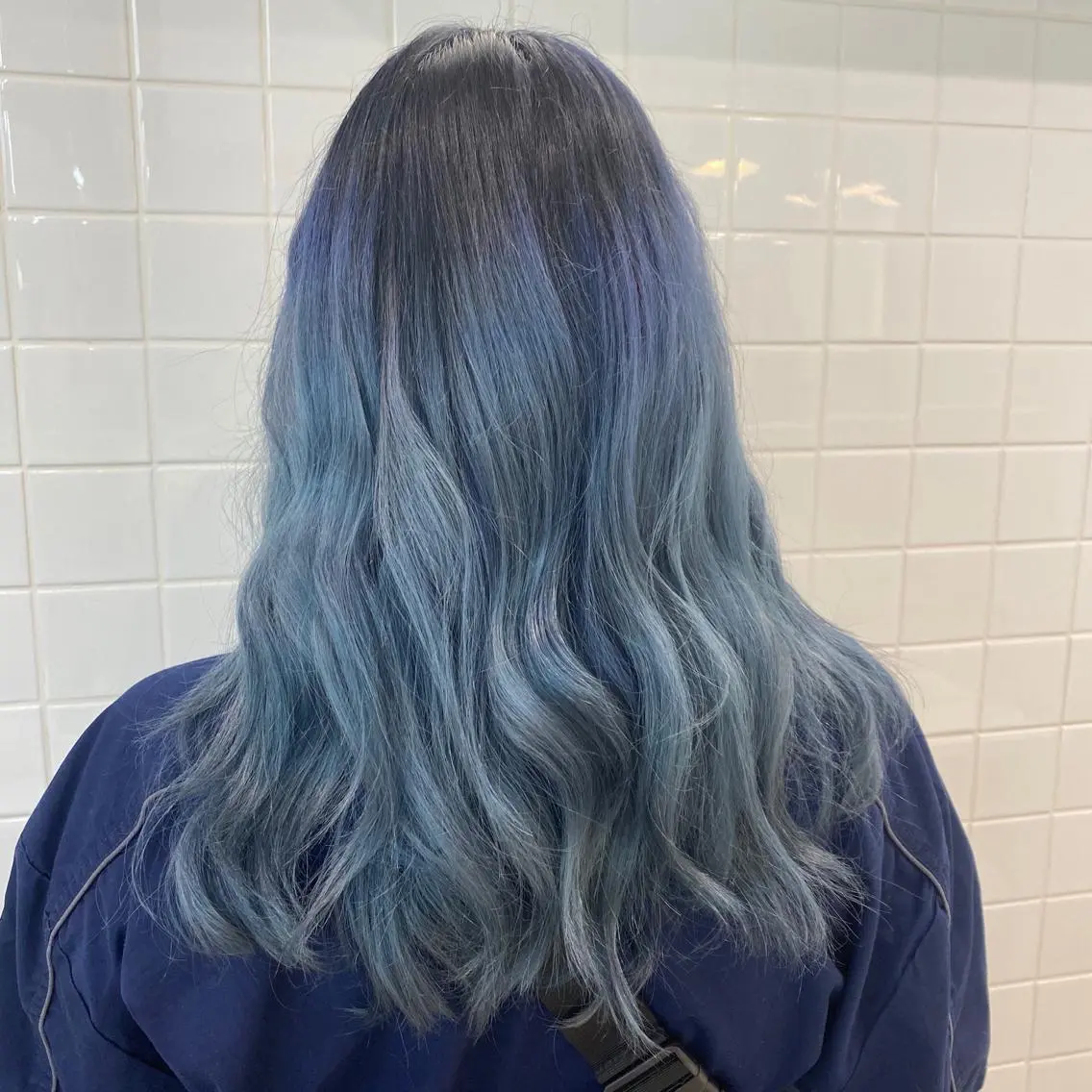 ロング ヘアカラー レイヤーカット カノン🩷のヘアスタイル