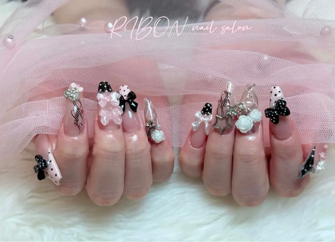 ネイル チークネイル 長さ出し フレンチネイル ジェルネイル グラデーション ハンドネイル RIBON nail 高田馬場のネイルデザイン