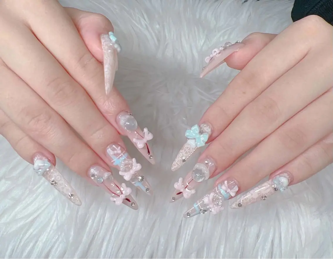 ネイル Lee Nailsのネイルデザイン