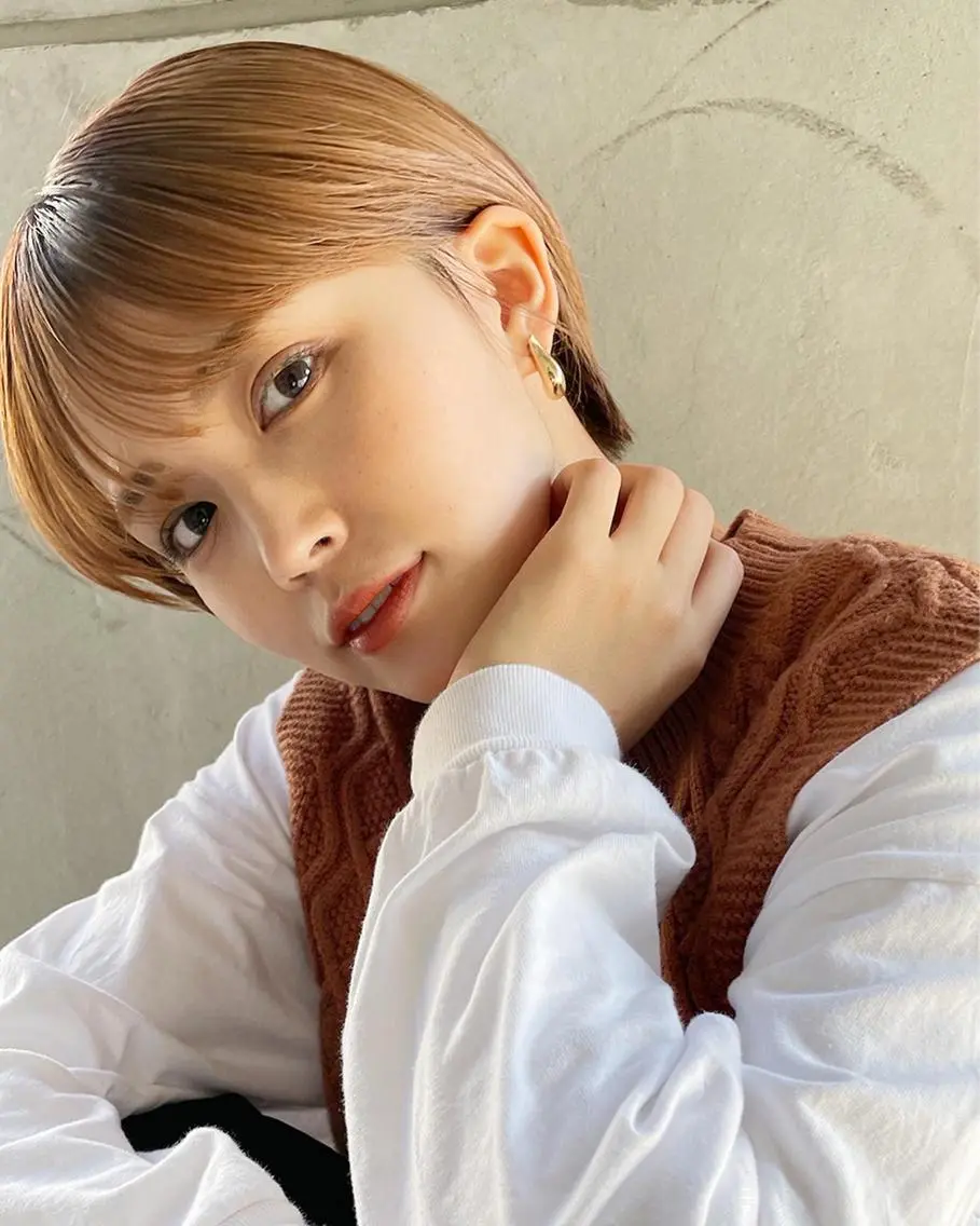 ′女性限定′カット＆カラー＆トリートメント【ショートに切らせてくれる方】⚠︎2、3センチ以上切る人のみの写真