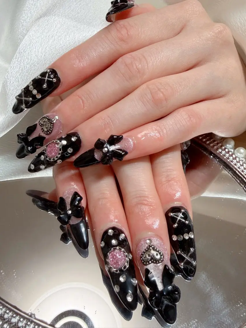 ネイル ハンドネイル IZUMI YUKIのネイルデザイン