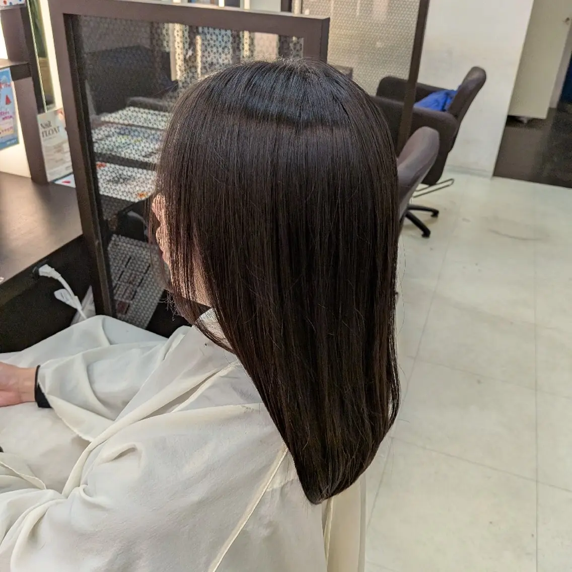 セミロング フロート さとうのヘアスタイル