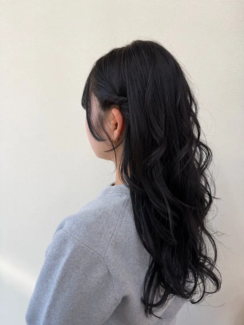 ロング ヘアアレンジ 簡単アレンジ ヘアセット 川本 葵のヘアスタイル
