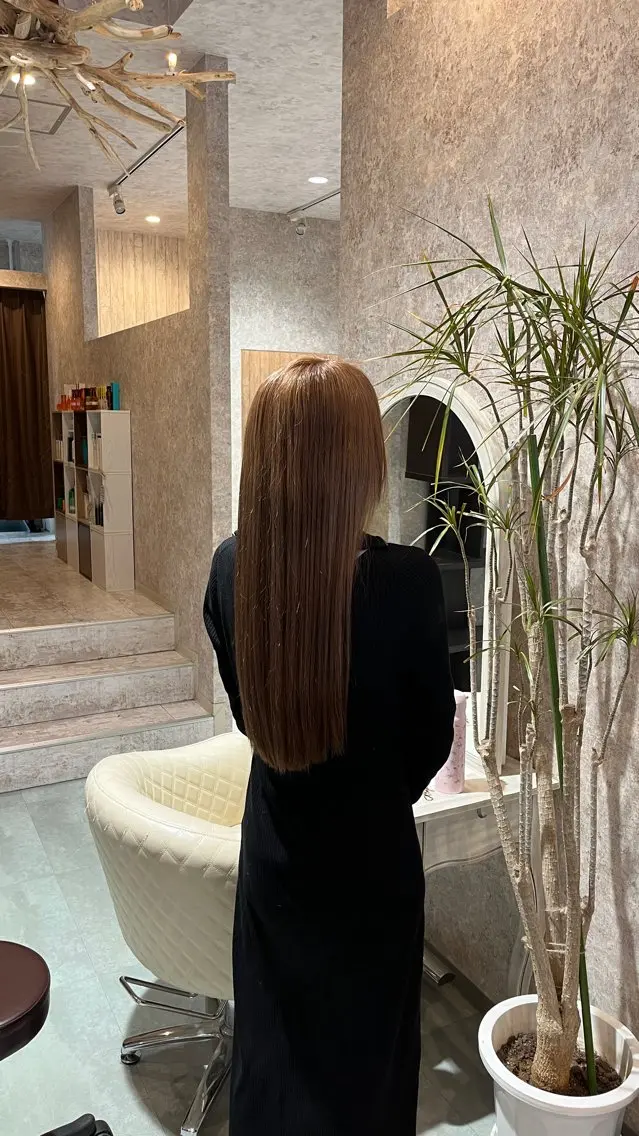 ロング カラー 伊 藤のヘアスタイル