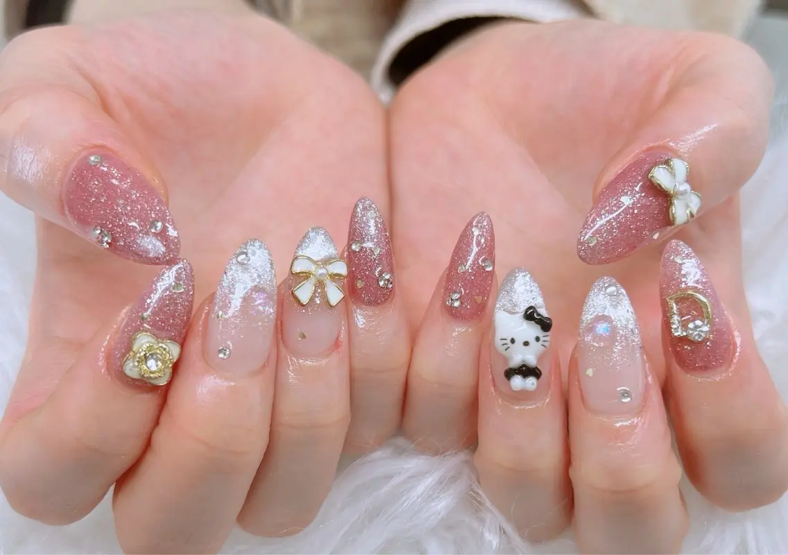 ミディアム 韓国風ヘア クリスマス ハンドネイル Lee _nailのネイルデザイン