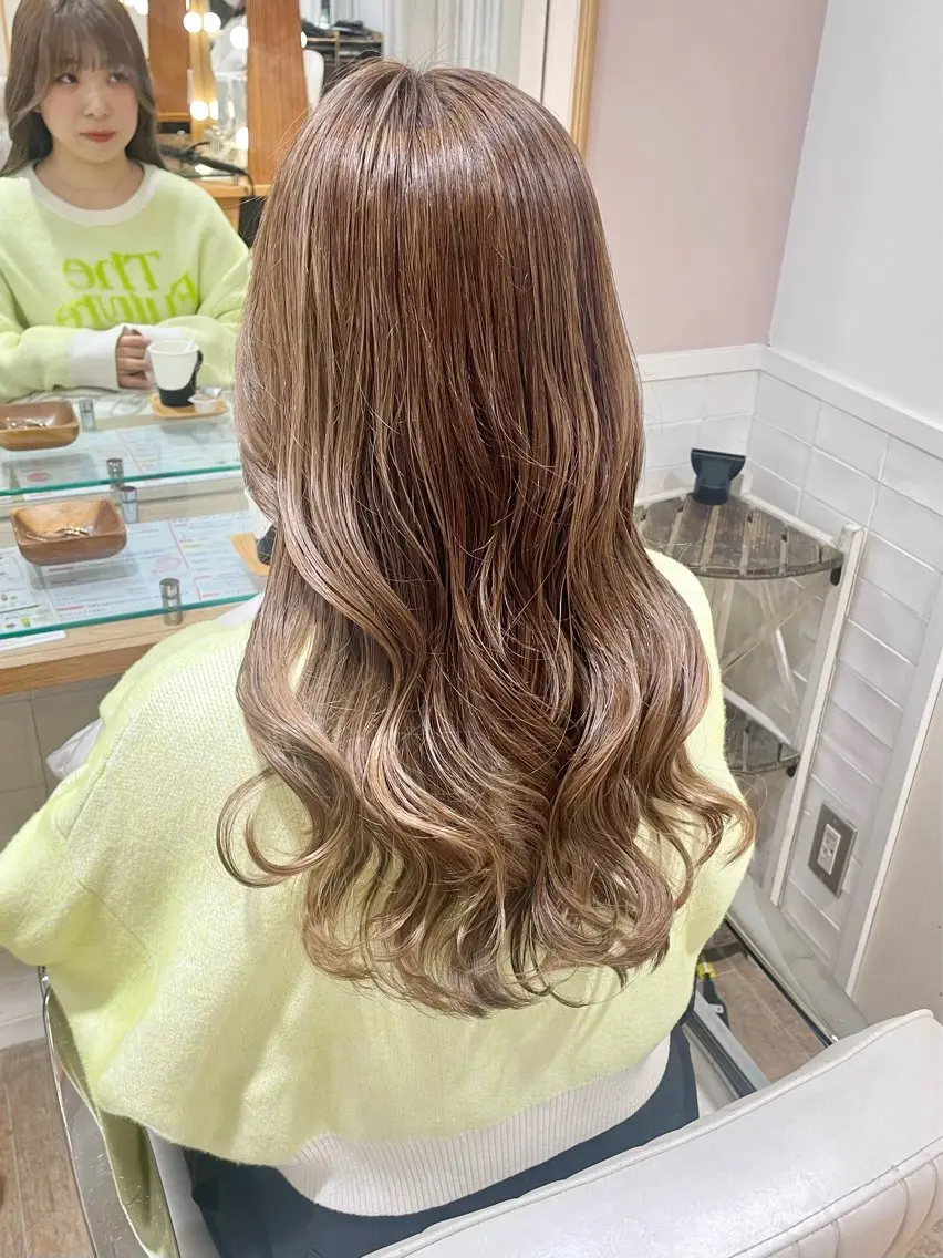セミロング カラー ヘアアレンジ ヘアカラー ハイトーンピンク🍑 ブリーチ🍑RINAのヘアスタイル