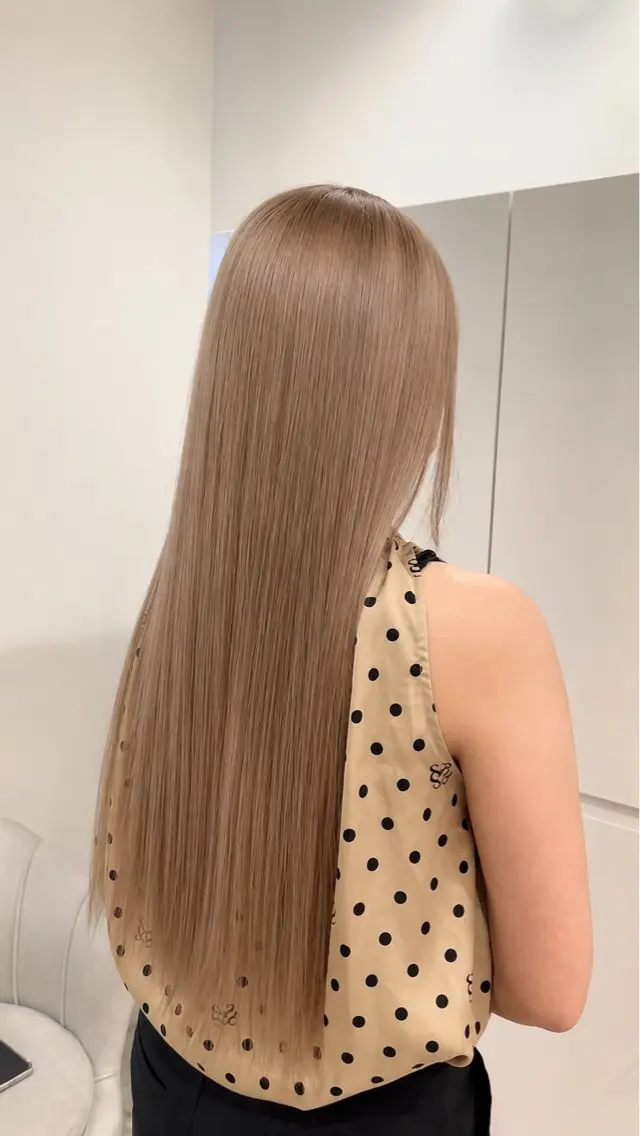 カラー 透明感カラー ヘアカラー トリートメント ヘッドスパ Rio /ハイトーン /艶カラーのヘアスタイル